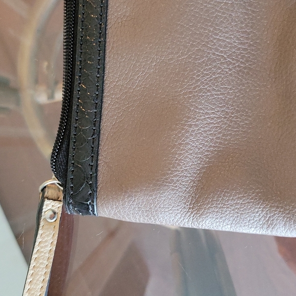 G by Guess Brown and Black Wristlet - Picture 4 of 8